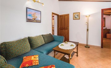 Cozy home in Reburici 3