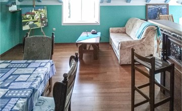 Cozy apartment in Slatine with WiFi 2