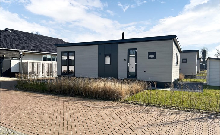Awesome home in Scherpenisse with WiFi 1