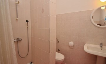 "Apartman Nada" mit Terrasse 2
