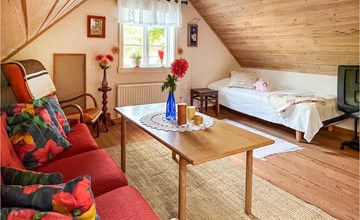 Awesome home in Löttorp with kitchen 2