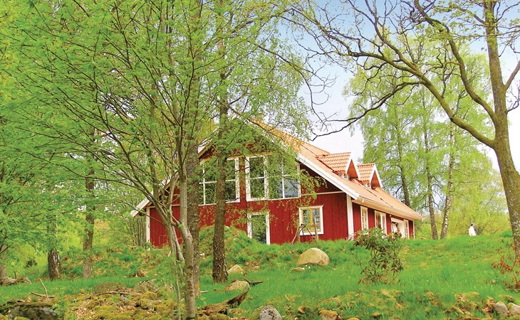 Beautiful home in Lidhult with kitchen 1