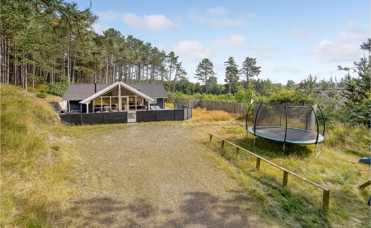 Awesome home in Rømø with kitchen 1