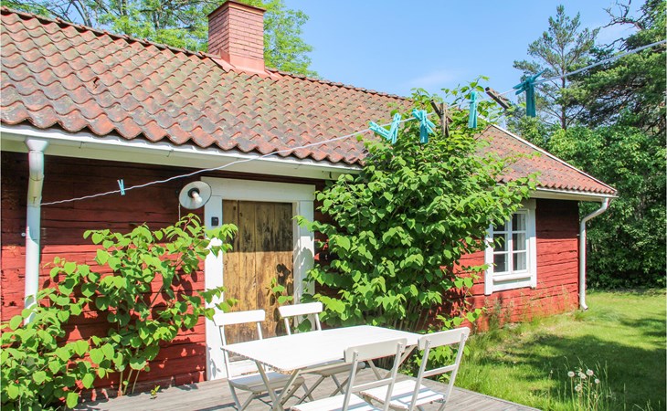 Amazing home in Gamleby 1