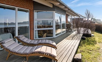 3 bedroom gorgeous home in Hejls 2