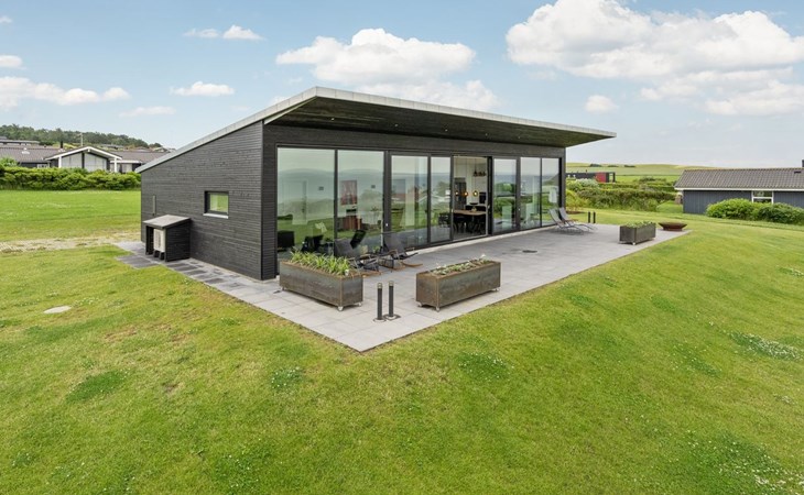 "Alyna" - 200m from the sea in Djursland and Mols 1