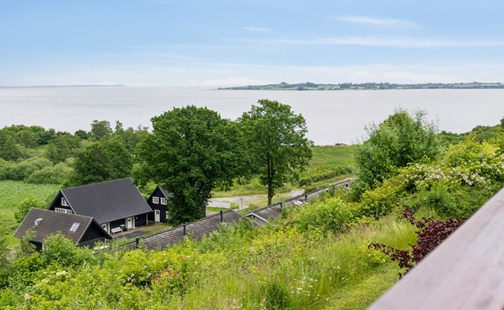 "Isbiorn" - 300m from the sea 1