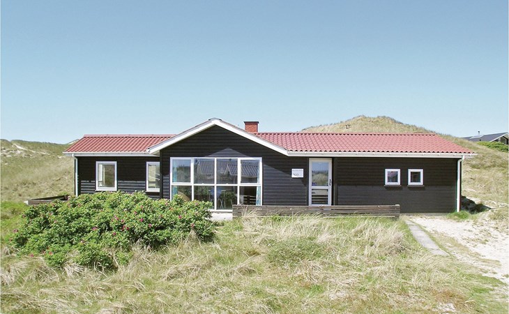 3 bedroom lovely home in Hvide Sande 1