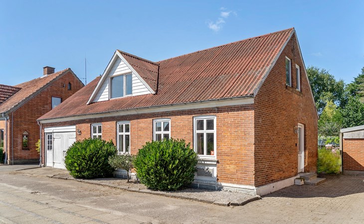 Lovely home in Thyholm with WiFi 1