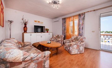 4 bedroom lovely apartment in Pula 3