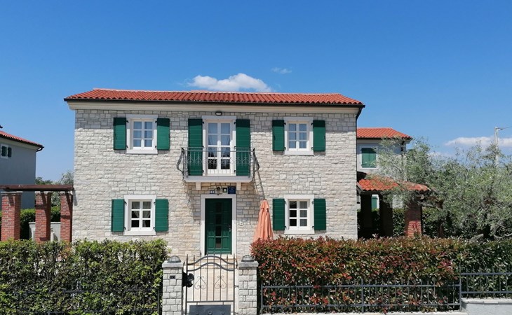 Villa Nika mit privatem Außenwhirlpool 1