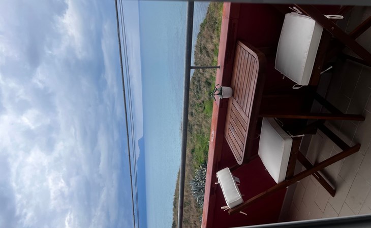 Daniele mit Meerblick 1