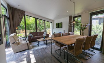 Bos Lodge 75 Eco 6 Personen mit Hot tub 2