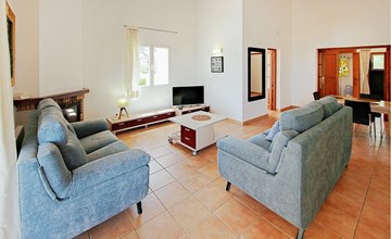 Prachtig huis in Benissa met privézwembad, dat zowel binnen als buiten gebruikt. 3