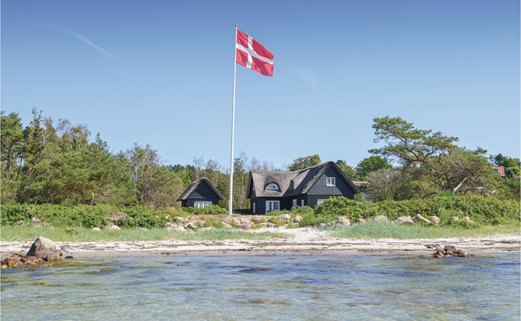 Amazing home in Ebeltoft with kitchen 1
