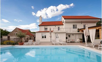 Nice home in Cista velika 2