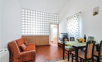 Amazing apartment in Mandre with WiFi 2