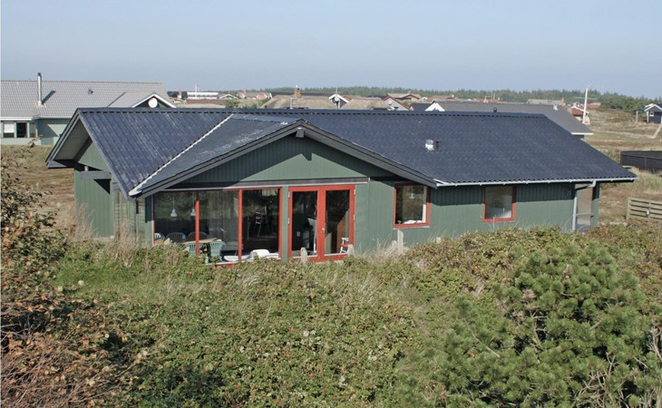 Amazing home in Hvide Sande with WiFi 1