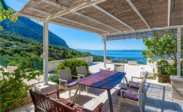Lovely home in Makarska with kitchen 2