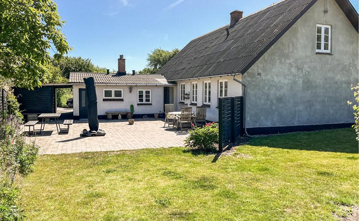 2 bedroom pet friendly home in Læsø 1
