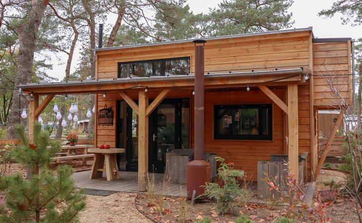 Tiny House Hottub 4  1