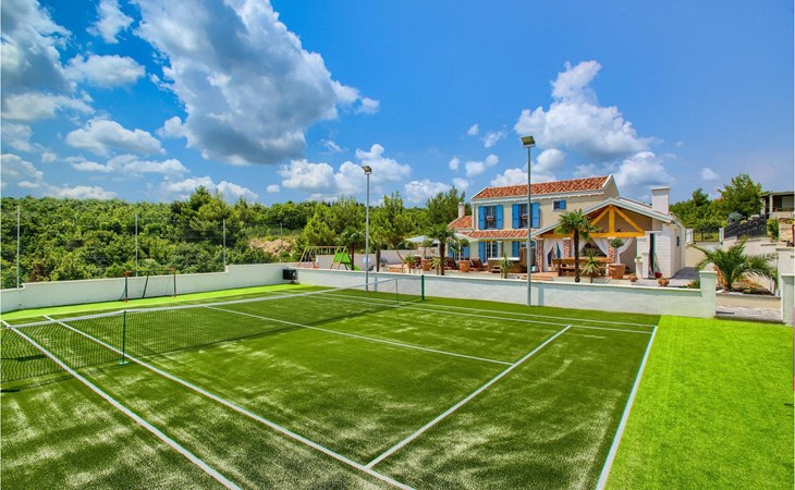 Villa Mek 1