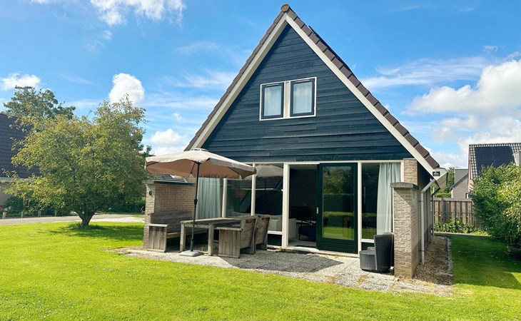 Bungalow 6 1