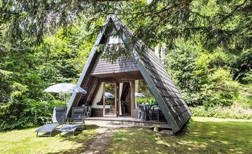 mit Garten, Grill und Terrasse 3