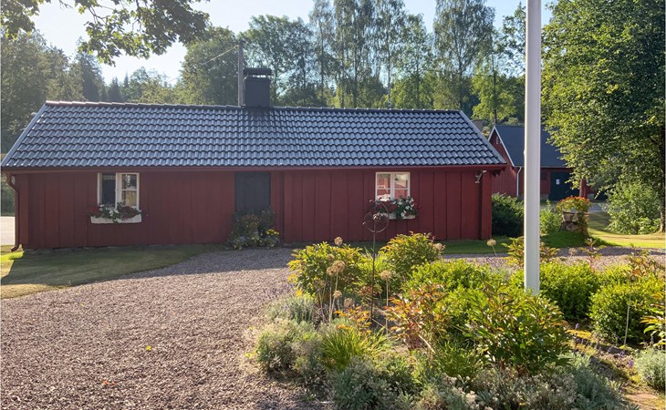 2 bedroom cozy home in Reftele 1