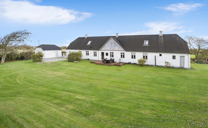 4 bedroom gorgeous home in Vestervig 1