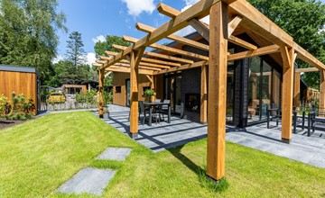 Berken Lodge Eco für 4 Personen mit Hottub und Sauna 2