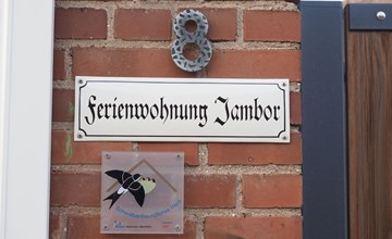 Hochwertige Ferienwohnung mit Terrasse und Garten 2