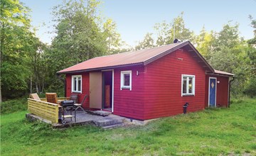 2 bedroom awesome home in Bräkne Hoby 3