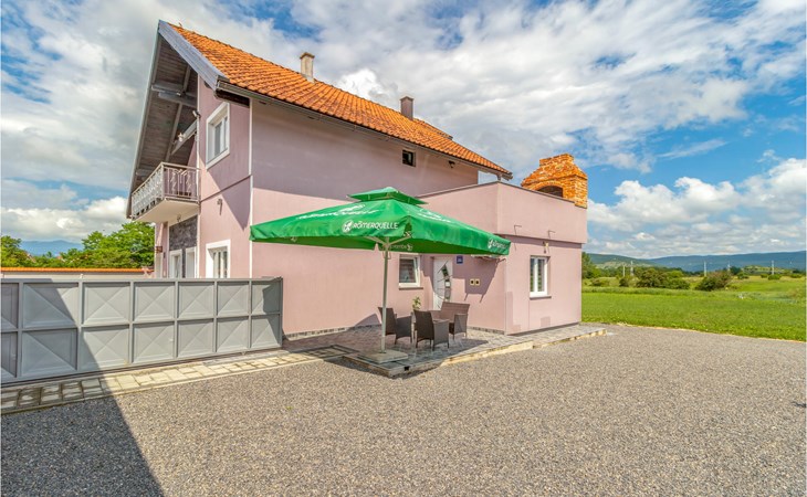 1 bedroom lovely apartment in Otocac 1