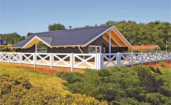 Pet friendly home in Sjølund with sauna 1