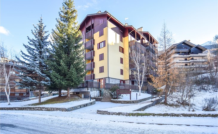 Cozy apartment in Aprica with WiFi 1
