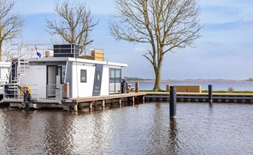 Houseboat Aqua Dolce met tuin - Paviljoenwei 4-12 | Sneek (Offingawier) 2