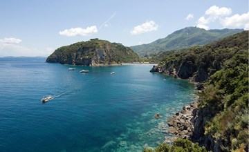2 bedroom amazing apartment in Ischia 2