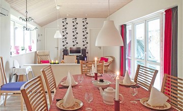 Awesome home in Fårvang with WiFi 2