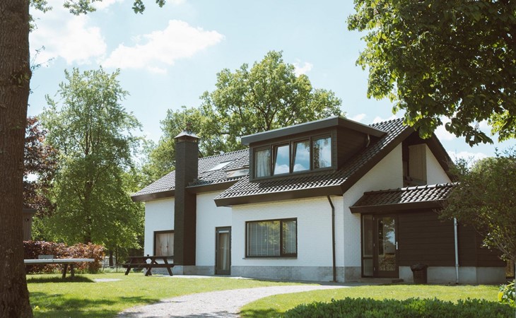 Groepsvilla + Lodges | 24 + 4 personen 1