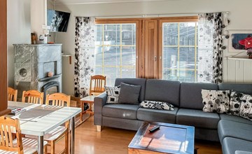 Aihki c/o villa Armas 50 3