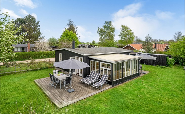 Nice home in Kirke Hyllinge with WiFi 1