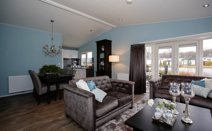 DeLuxe (without TV): 6 people, 3 bedrooms 1