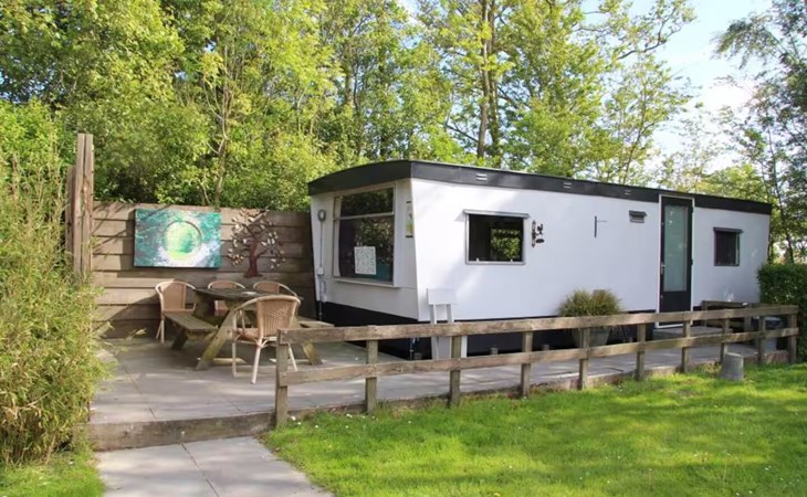 Tiny house De Grutto op camping Oudesluis 1