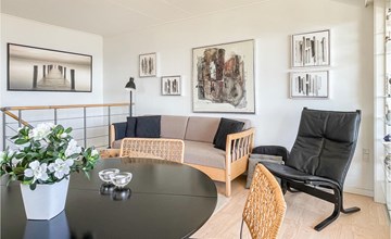 2 bedroom stunning apartment in Allinge 3