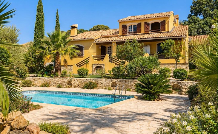 Villa Avana avec Pisicne 1