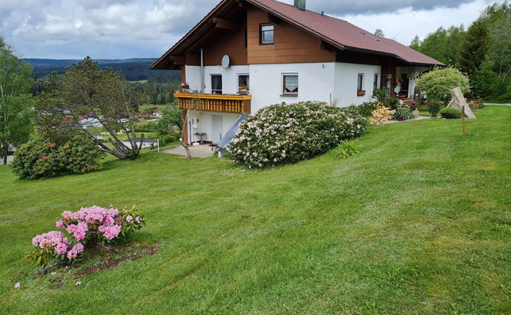 Haus Moni 1