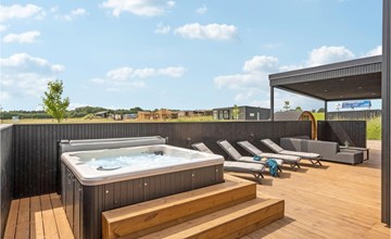 5 bedroom pet friendly home in Børkop 2