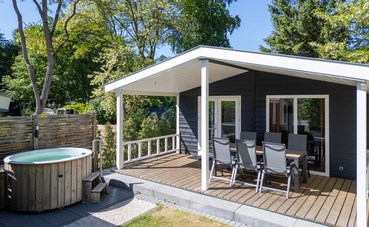 Family Lodge with hot tub | 6 persons 1
