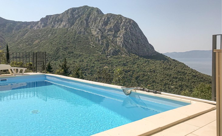 Lovely home in Zaostrog with house sea view 1